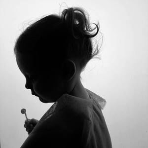 Meet your Posher, Caia